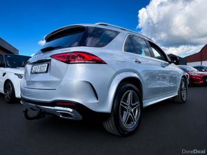 201 MERCEDES GLE300CDI AMG LOW KMS - Image 4