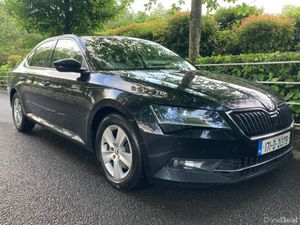 Skoda Superb 1.6TDI 120bhp Deluxe Edition Pristine - Image 3