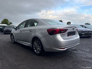 Toyota Avensis - Image 2