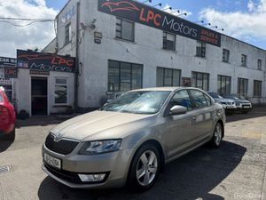 Skoda Octavia 2015 DSG AUTOMATIC - Image 2