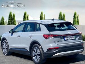 Audi Q4 e-tron 40 Sport - Image 3