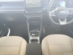 Dacia Duster Journey HEV 155 E06X - Image 4