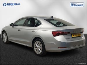 Skoda OCTAVIA Hatchback SE L - Image 3