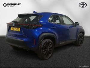 Toyota Yaris Cross Estate Icon - Image 3