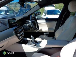 BMW 5-Series 530e M Sport Auto - Image 4