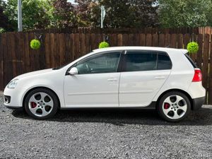 Volkswagen Golf GTI - MANUAL - 25K KMS!! - Image 4