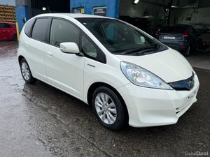 2013 Honda Fit Hybrid Automatic/Leather Spec/ - Image 3