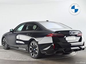 BMW i5 eDrive40 M Sport Pro Saloon - Image 2