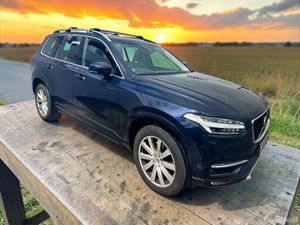 2016 Volvo XC90 D5 (235hp) AWD Momentum Geartronic - Image 3