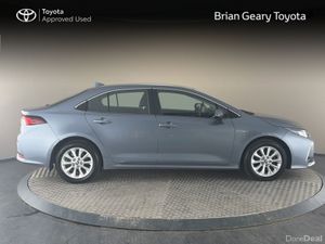 Toyota Corolla HYBRID LUNA SALOON - Image 3