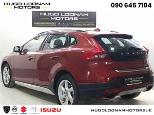 Volvo V40 2.0 D2 CROSSCOUNTRY LUXURY 12 40 SERIES - Image 4