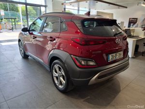 Hyundai KONA EXECUTIVE - Image 3