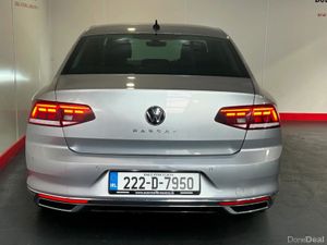 Volkswagen Passat ELEGANCE 2.0 TDI D7F 150 4DR AUT - Image 4