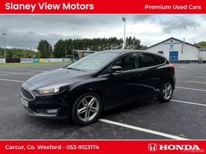 Ford Focus ZETEC 120PS 5DR - Image 4