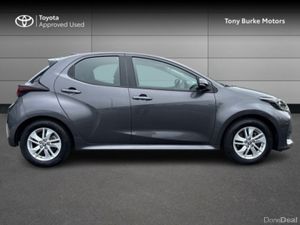 Toyota Yaris - Hybrid - New Generation - Luna Edit - Image 3