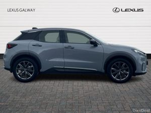 Lexus LBX 1.5H ELEGANT Hybrid SUV // Heated Mirror - Image 3