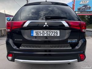 161 Mitsubishi Outlander PHEV 2.0L MIVEC Hybrid - Image 3