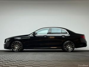 Mercedes-Benz E-Class E200D AMG LINE - Image 4
