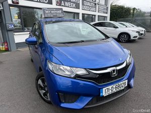 2017 Honda Fit 1.5 Hybrid Automatic 50K KM - Image 3