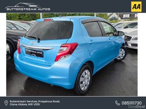 Toyota Yaris 1.0 AUTO ONLY 3000 KMS - Image 2