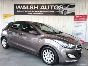 Hyundai i30 1.4 DSL CLASSIC 4DR - Image 3