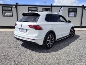 Volkswagen Tiguan R-LINE TDI S-A DSG - Image 2