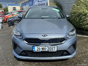 Kia Ceed ESTATE PLUG IN HYBRID AUTOMATIC 1.6 PETRO - Image 2