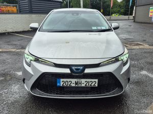 2020 Toyota Corolla 1.8 Hybrid AUTO Luna - Image 2