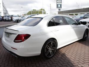 E220D AVANTGARDE AMG 4DR SALOON AUTOMATIC // STUNN - Image 4