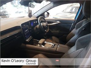 Renault Austral techno esprit Alpine E-Tech 200 Au - Image 4