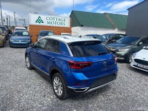 Volkswagen T-Roc - Image 3