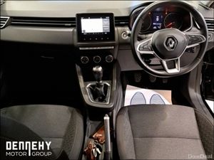 Renault Clio Iconic TCe 100 MY19 - Image 3