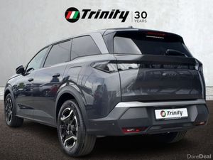 Peugeot 5008 ** BEV 73KWH ** 210HP ALLURE ** TRINI - Image 3