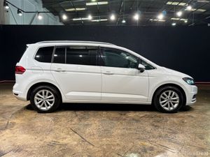 Volkswagen Touran 1.4 TSI HIGH LINE MPV 7 SEATER - - Image 3