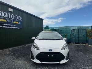 2019 (192) Toyota Aqua 1.5 Petrol Hybrid Automatic - Image 4