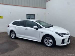 Suzuki Swace 1.8 Full Hybrid Sz-t CVT - Image 2