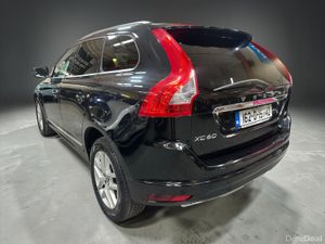 2016 Volvo XC60 D4 (190hp) FWD SE LUX - Image 2