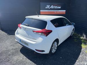 Toyota Auris 1.4 D-4D TERRA VAN 5DR - Image 4