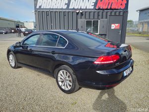 191 Volkswagen Passat DSG 2.0TDi - Image 3
