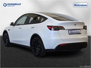Tesla Model Y Hatchback - Image 2