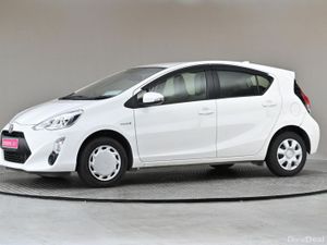 Toyota Aqua 1.8 Hybrid - Image 4
