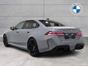 BMW M5 M5 Saloon - Image 3