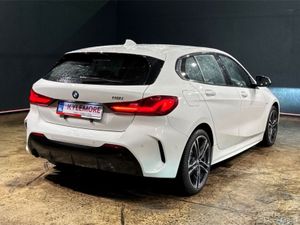 BMW 1-Series 1.5 M-SPORT AUTOMATIC - BLACK HALF LE - Image 4