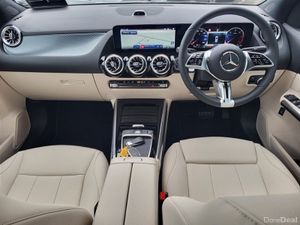 Mercedes-Benz GLA GLA200d Progressive Line PLUS AU - Image 4