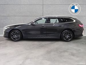 BMW i5 eDrive40 Sport Edition Touring - Image 4