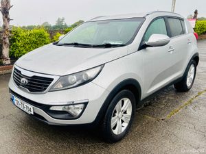 Kia Sportage 2013 IMMACULATE - Image 4