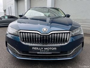 Skoda Superb 2.0 DIESEL STYLE AUTO - Image 2