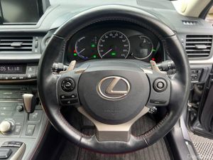 Lexus CT 1.8 HYBRID AUTO // LEATHER/SUEDE POWERED - Image 4