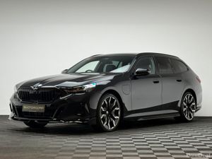 BMW 5-Series 550E M SPORT XDRIVE - Image 3