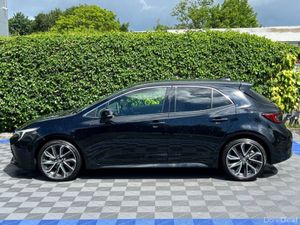 Toyota Corolla GZ SPORT 1.8 HYBRID AUTO // VERY LO - Image 3